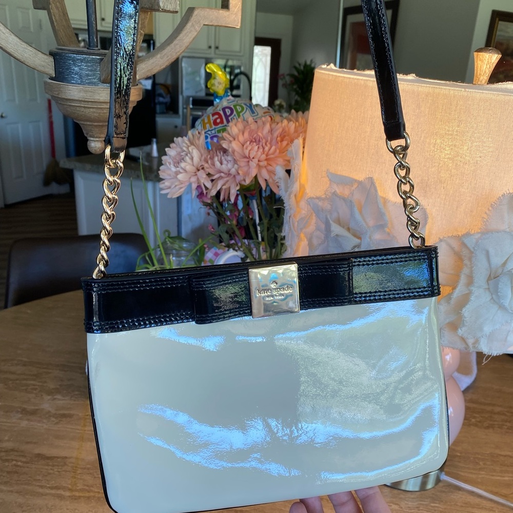 Darcy Bow Black and White Kate Spade Crossbody